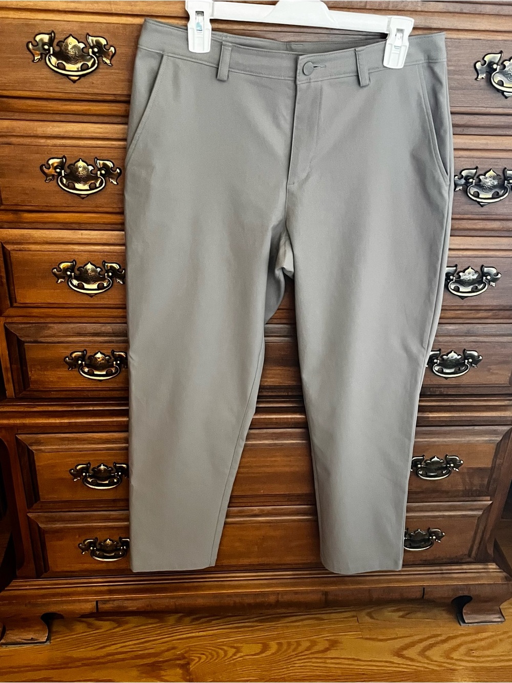 The North Face Women's Cropped Ankle Pants in Taupe Gray